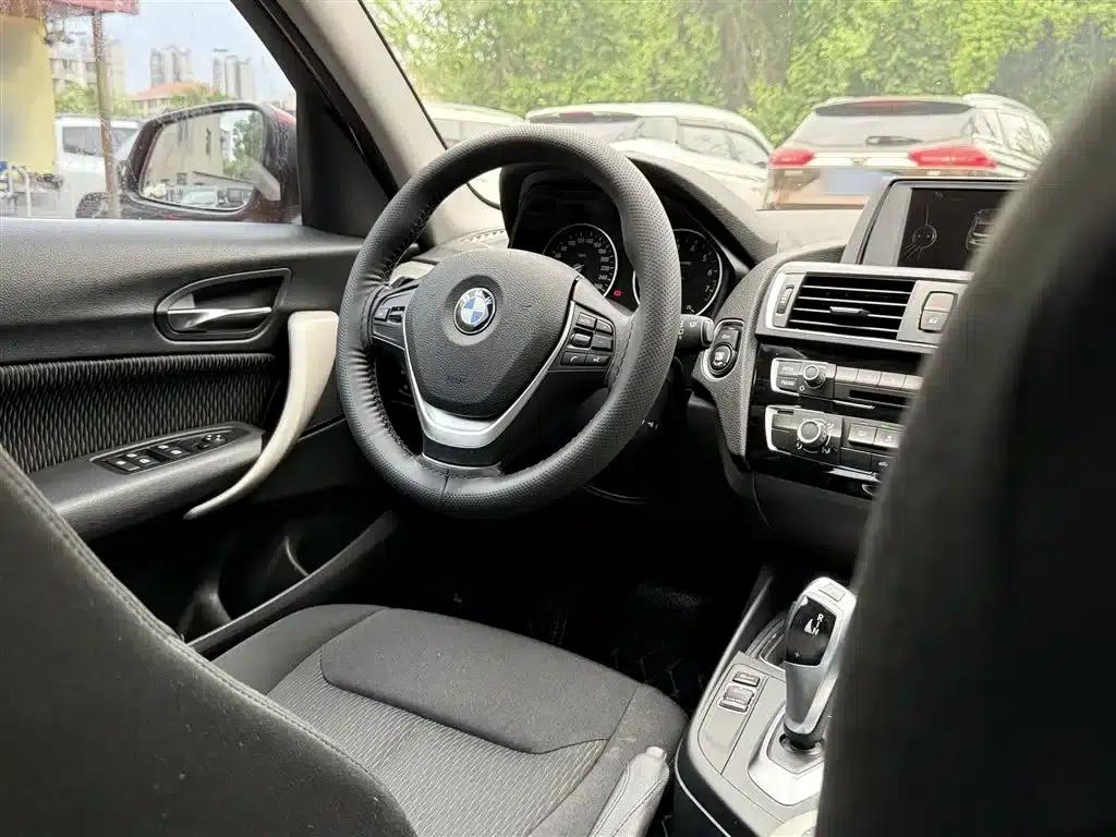2015 BMW 1 Series Imported Model 118i Leading Edition — миниатюра 9