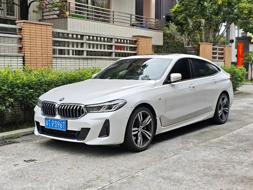 2021 BMW 6 Series GT 630i M Sport Package — миниатюра 1