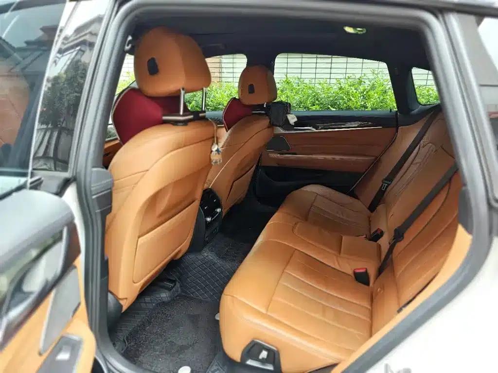 2021 BMW 6 Series GT 630i M Sport Package — миниатюра 7