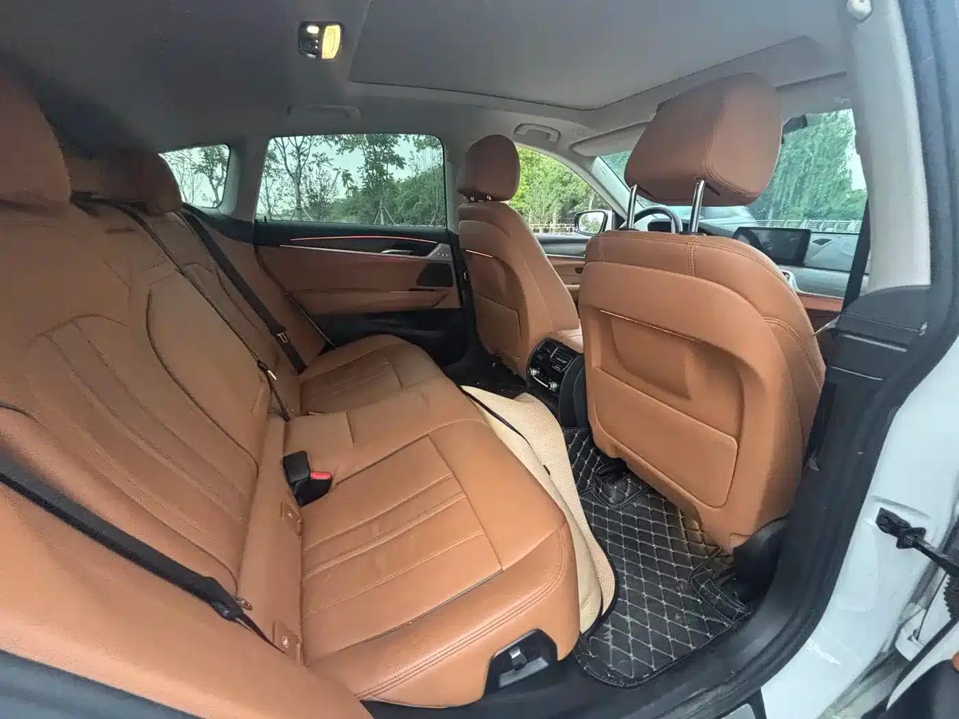 BMW 6 Series GT 2020 630i Luxury Design Package — миниатюра 10