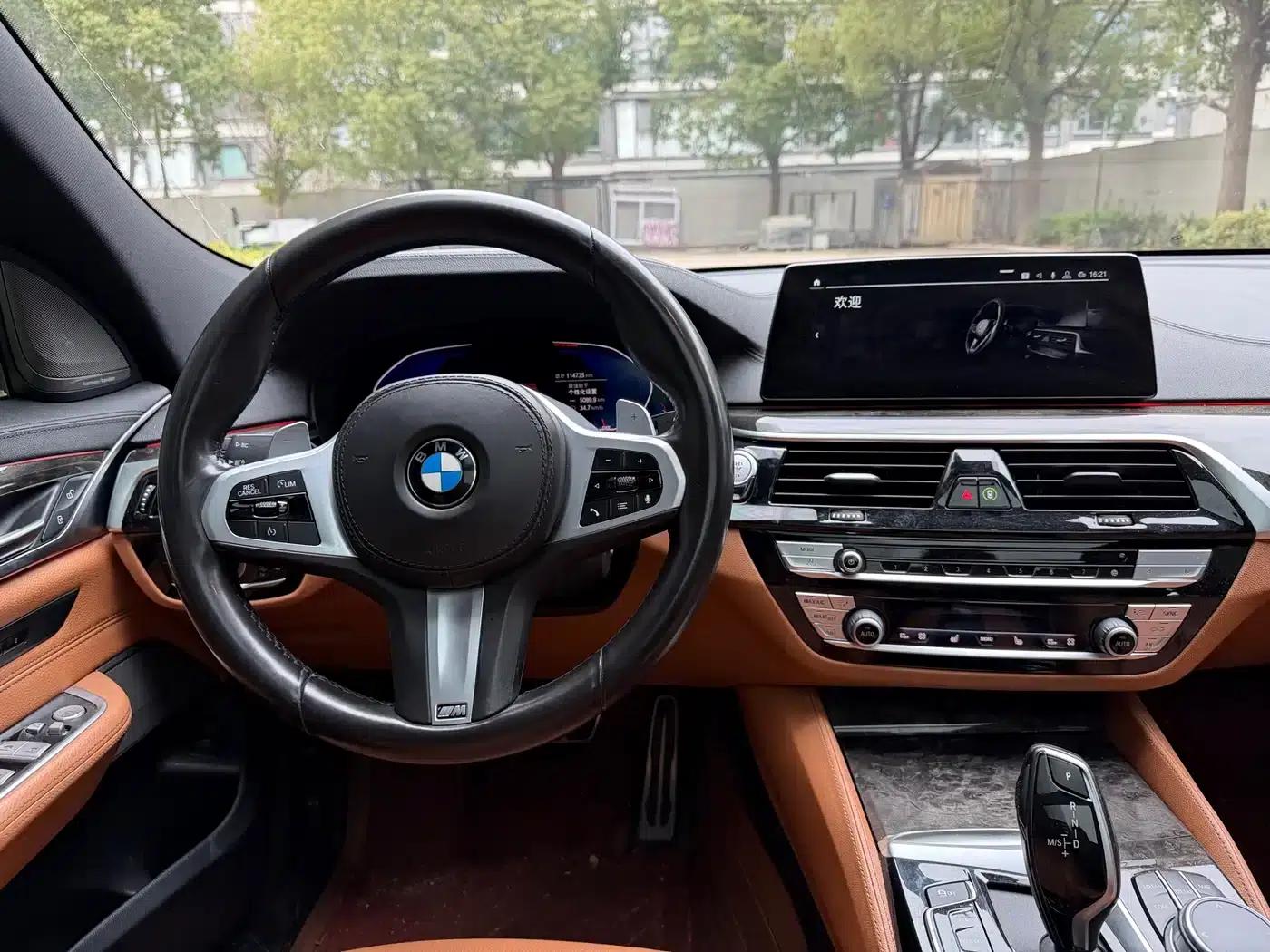 2020 BMW 6 Series GT 630i M Sport Package — миниатюра 13