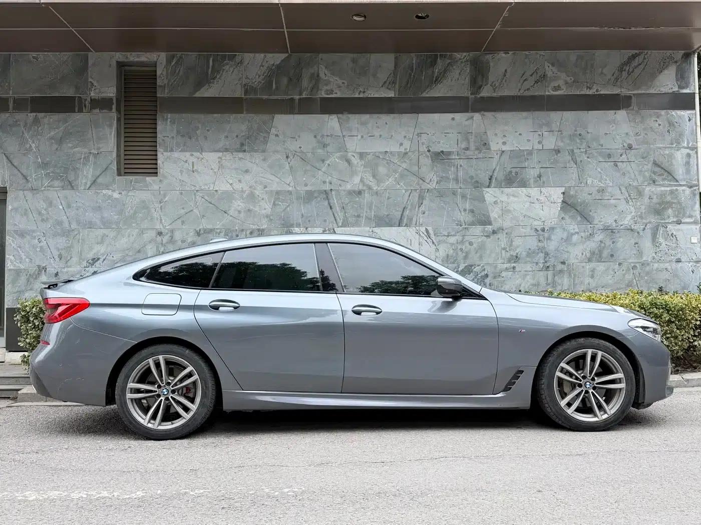 2020 BMW 6 Series GT 630i M Sport Package — миниатюра 8