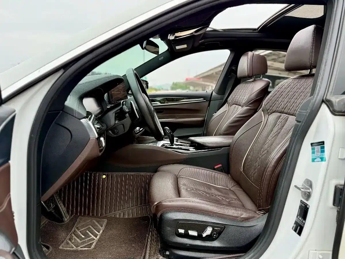 BMW 6 Series GT 2021 630i M Sport Grand Tourer — миниатюра 20