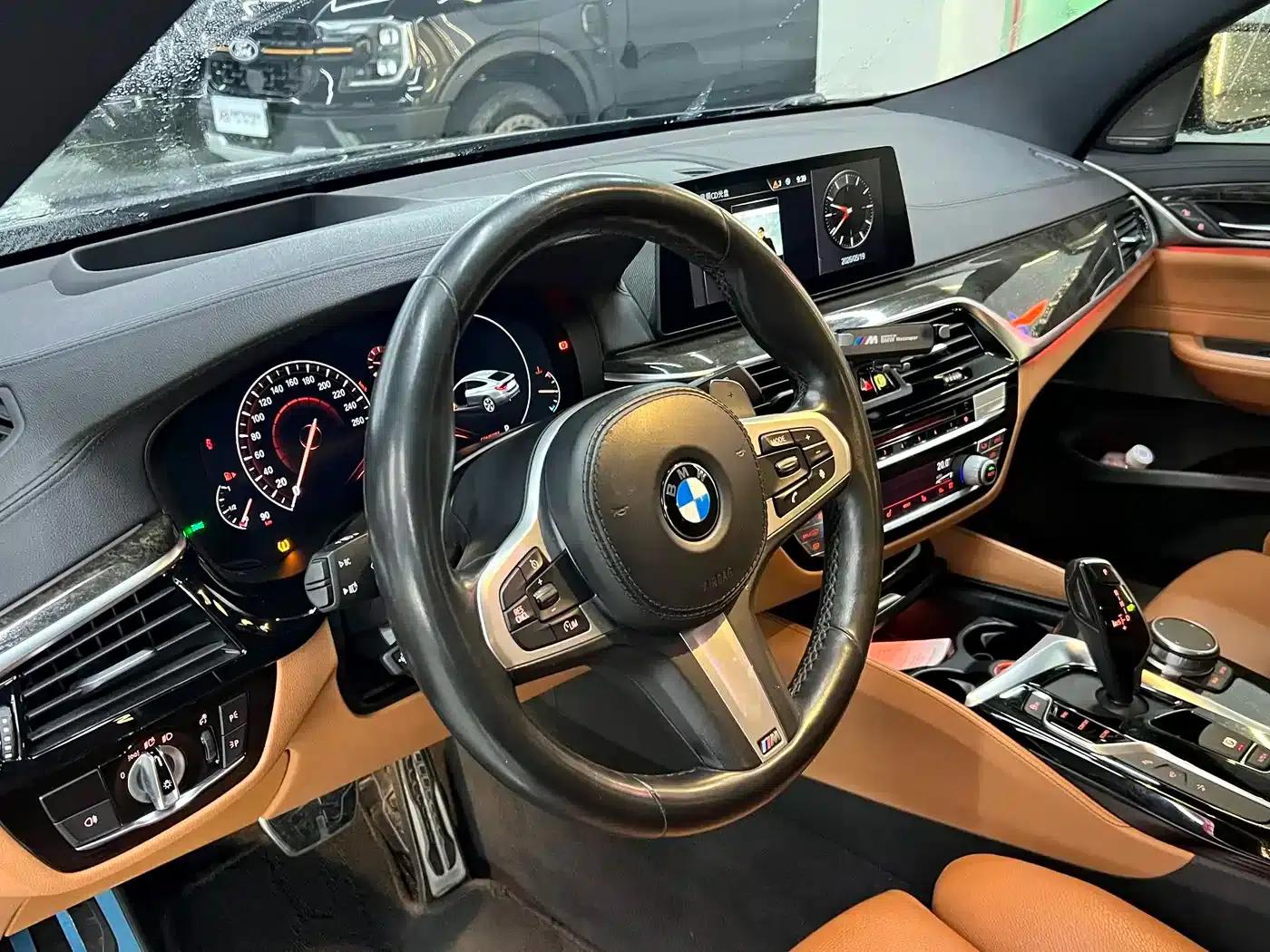 2019 BMW 6 Series GT 630i M Sport Package — миниатюра 6