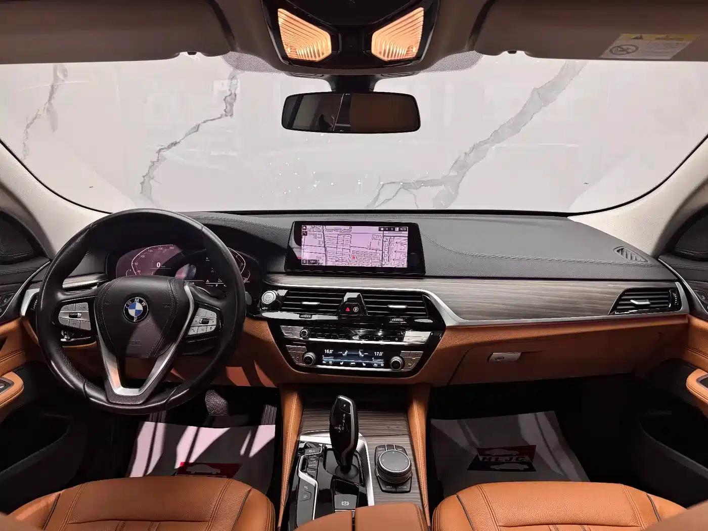 BMW 6 Series GT 2019 630i Luxury Design Package — миниатюра 9