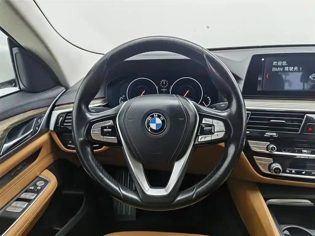BMW 6 Series GT 2019 630i Luxury Design Package — миниатюра 11