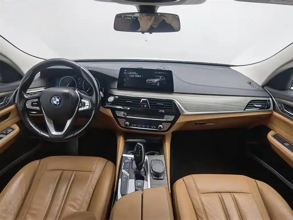 BMW 6 Series GT 2019 630i Luxury Design Package — миниатюра 5