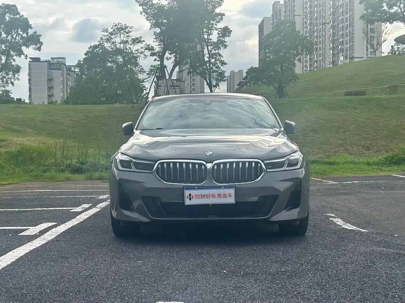 2022 BMW 6 Series GT 630i M Sport Package — миниатюра 2