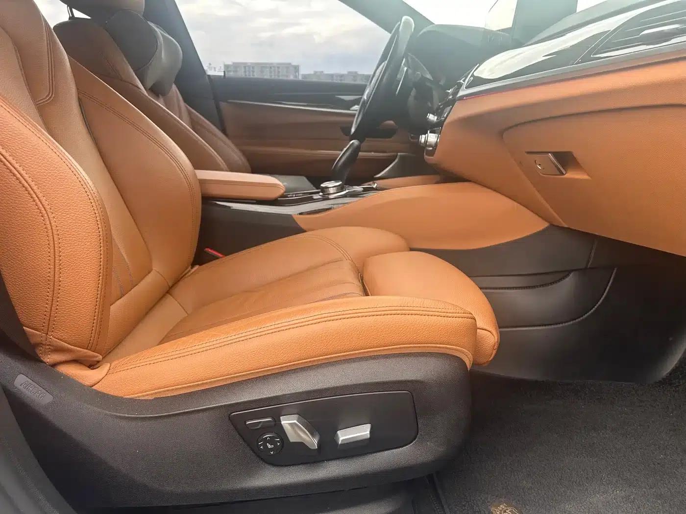 2022 BMW 6 Series GT 630i M Sport Package — миниатюра 6
