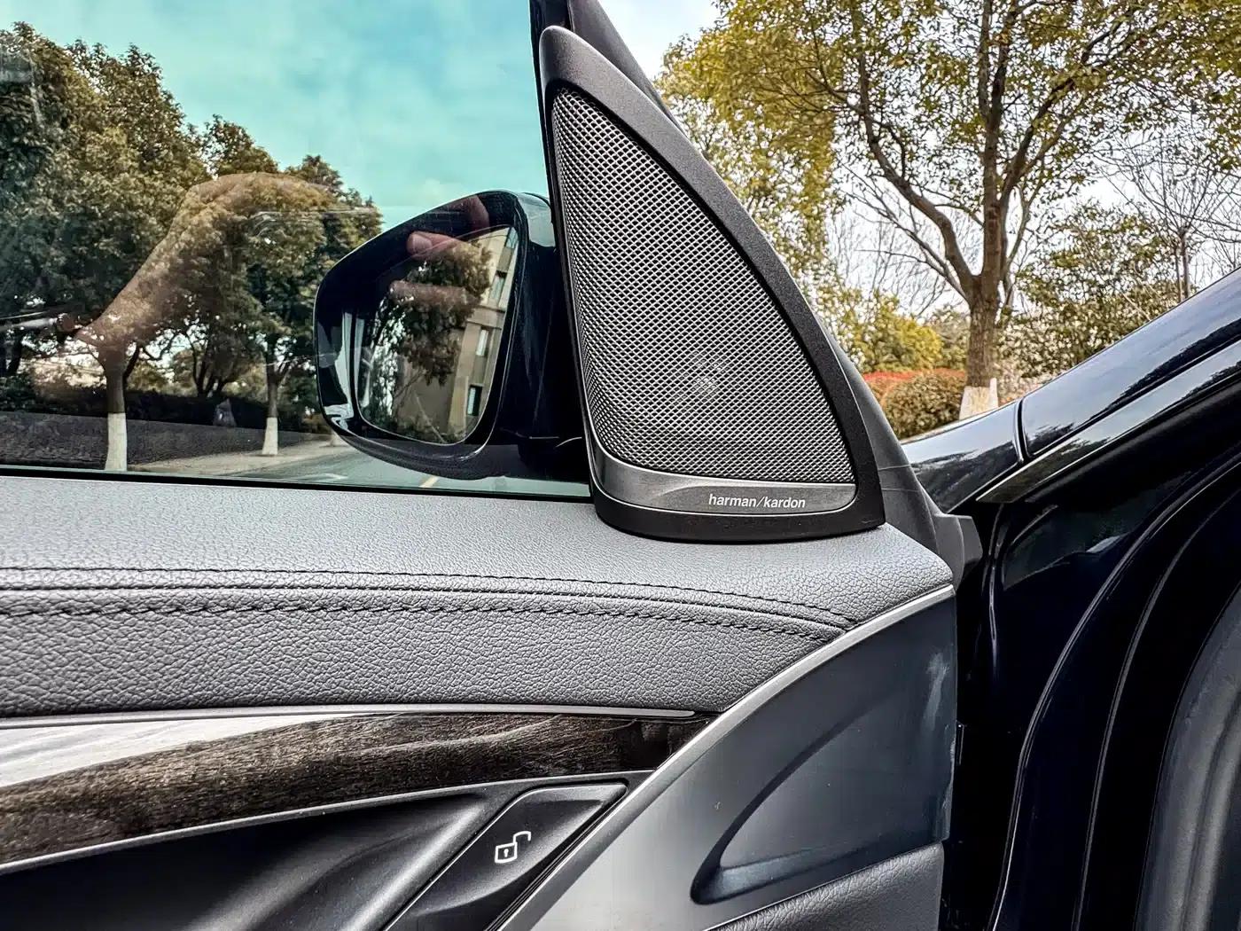 2022 BMW 6 Series GT 630i M Sport Package — миниатюра 9