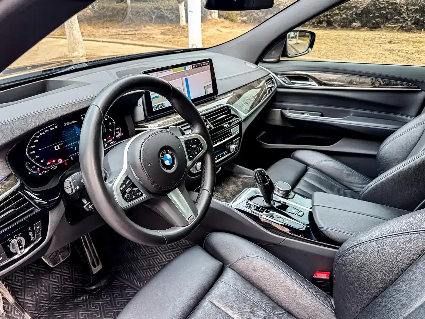 2022 BMW 6 Series GT 630i M Sport Package — миниатюра 10