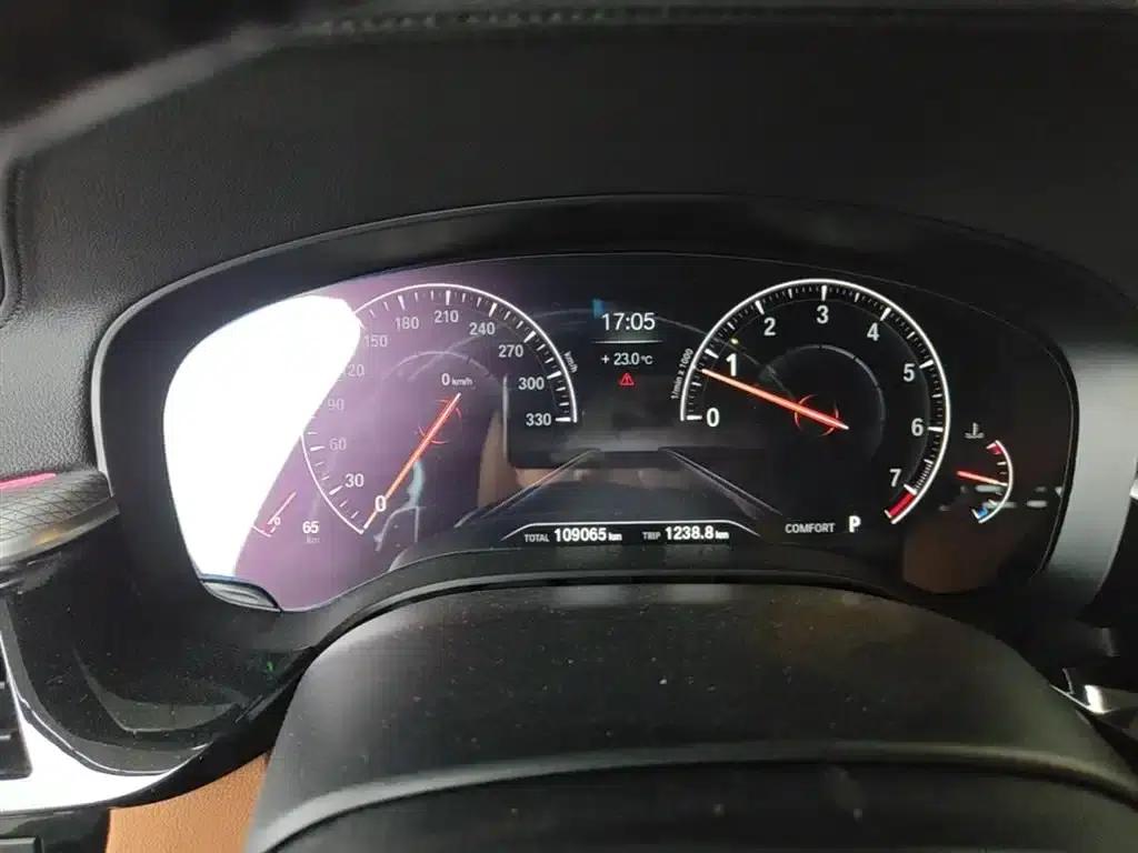 2019 BMW 6 Series GT 630i M Sport Package — миниатюра 12