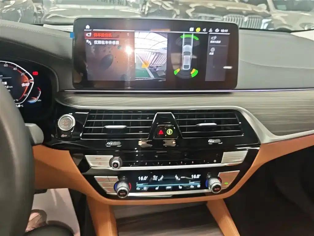 2022 BMW 6 Series GT 630i Luxury Design Package — миниатюра 20