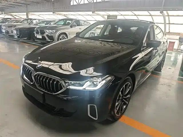 2022 BMW 6 Series GT 630i Luxury Design Package
