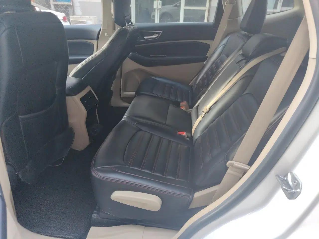 Ford Edge 2016 EcoBoost 245 Two-Wheel-Drive Titanium 5-Seater — миниатюра 18