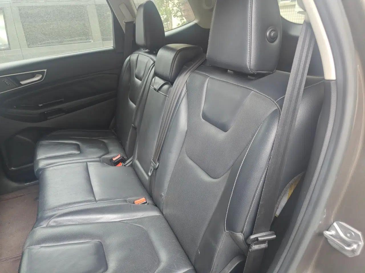 Ford Edge 2016 EcoBoost 245 Four-Wheel Drive Titanium 7-Seater — миниатюра 18