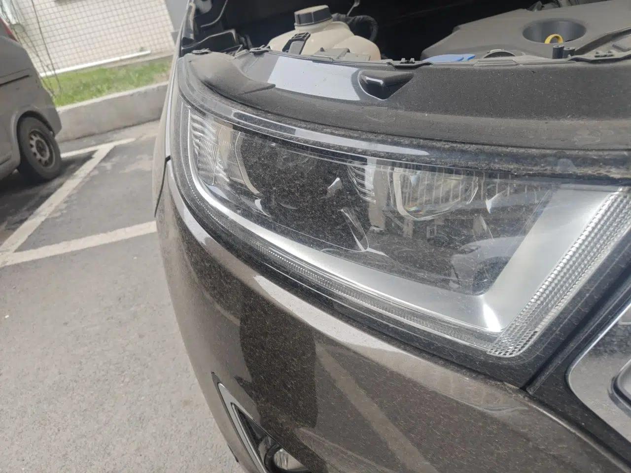 Ford Edge 2016 EcoBoost 245 Four-Wheel Drive Titanium 7-Seater — миниатюра 7