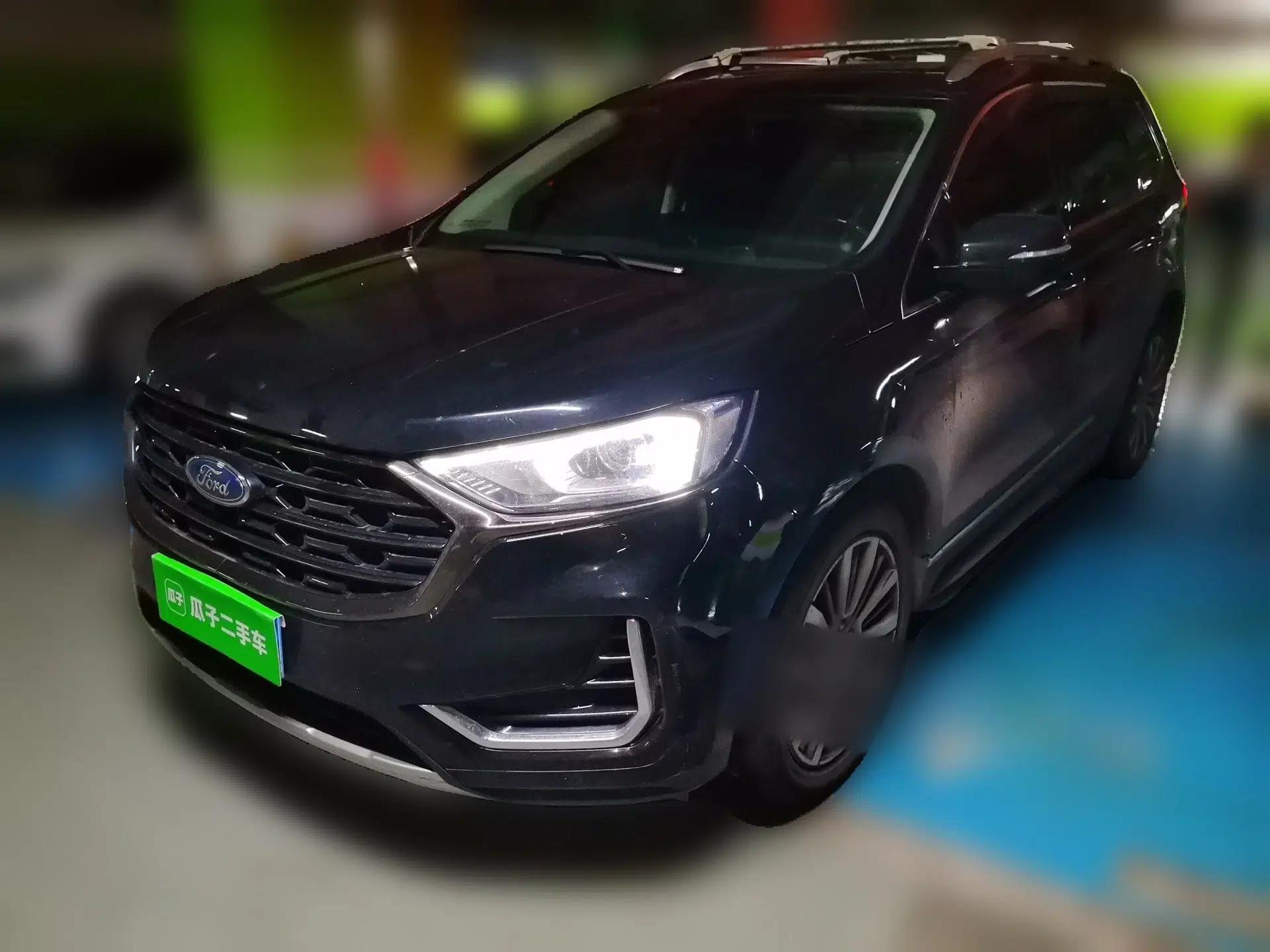 Ford Edge 2021 PLUS EcoBoost 245 Two-Wheel-Drive Titanium 7-Seater — миниатюра 1