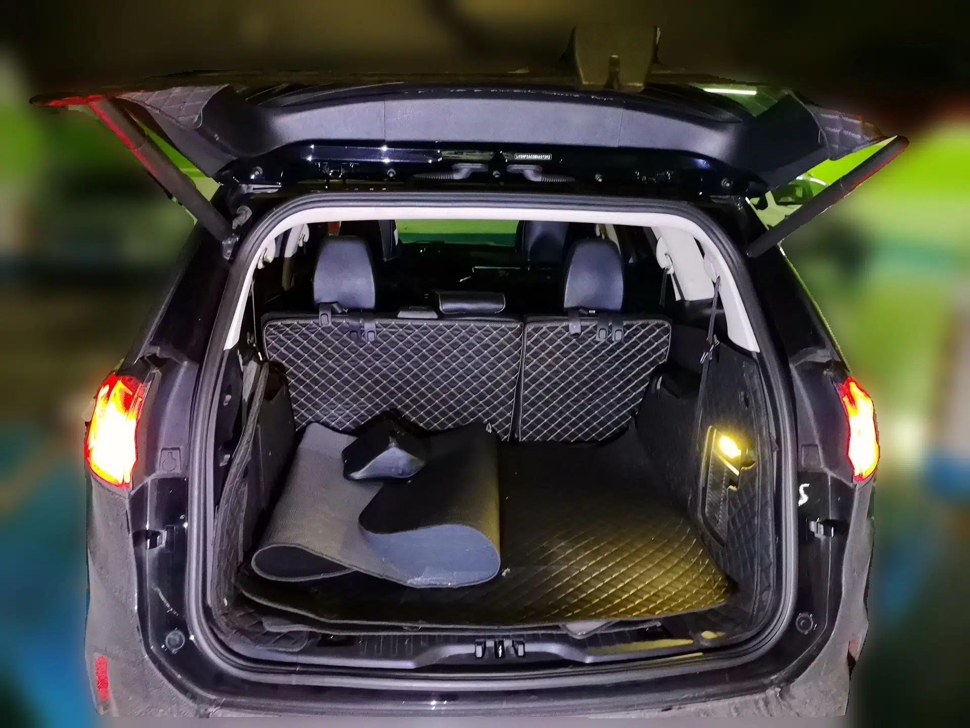 Ford Edge 2021 PLUS EcoBoost 245 Two-Wheel-Drive Titanium 7-Seater — миниатюра 20