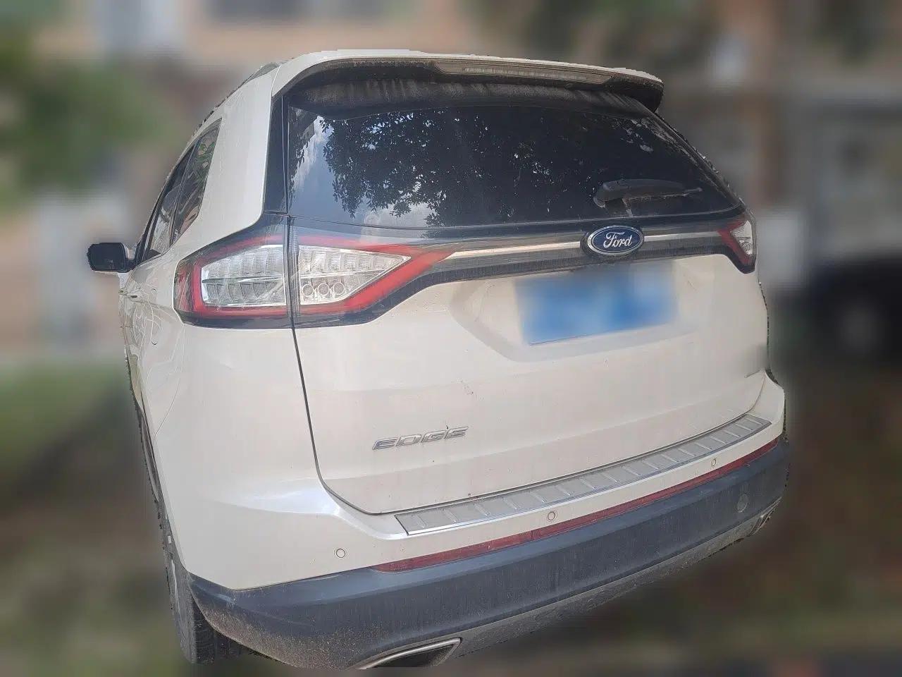 Ford Edge 2018 EcoBoost 245 Two-Wheel-Drive Titanium 7-Seater China V Standard — миниатюра 4