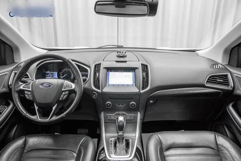 Ford Edge 2016 EcoBoost 245 Four-Wheel Drive Titanium Edition 7-Seater — миниатюра 15