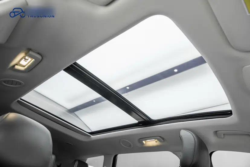 Ford Edge 2016 EcoBoost 245 Four-Wheel Drive Titanium Edition 7-Seater — миниатюра 21