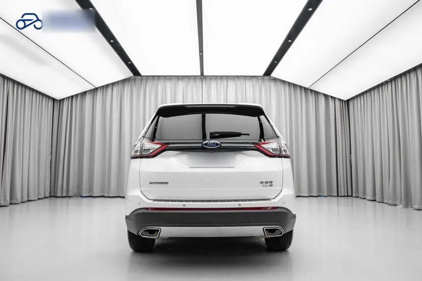 Ford Edge 2016 EcoBoost 245 Four-Wheel Drive Titanium Edition 7-Seater — миниатюра 7