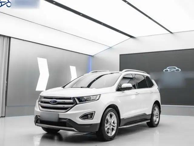 Ford Edge 2016 EcoBoost 245 Four-Wheel Drive Titanium Edition 7-Seater