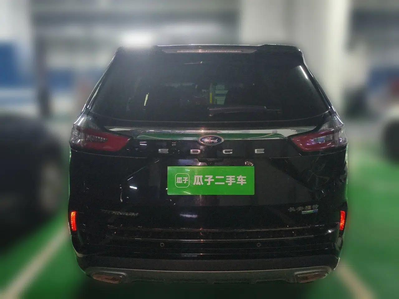 Ford Edge 2021 PLUS EcoBoost 245 Two-Wheel-Drive Titanium 7-Seater — миниатюра 5