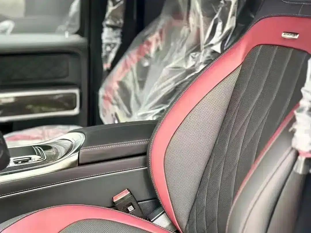 2025 Mercedes-Benz G-Class AMG 63 — миниатюра 4