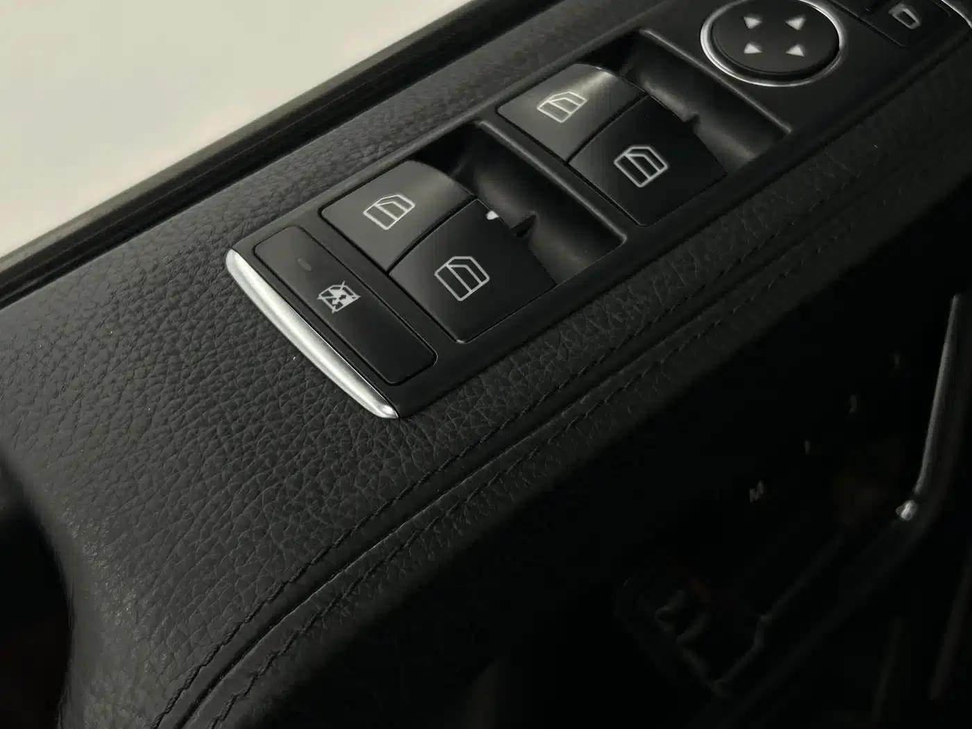 2013 Mercedes-Benz G-Class AMG 63 — миниатюра 18