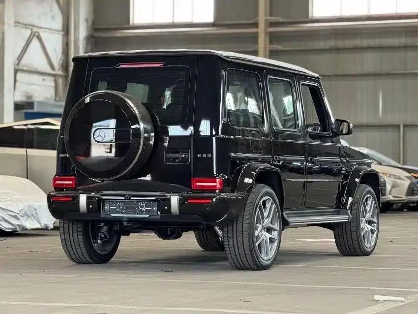 2025 Mercedes-Benz G-Class AMG 63 — миниатюра 9