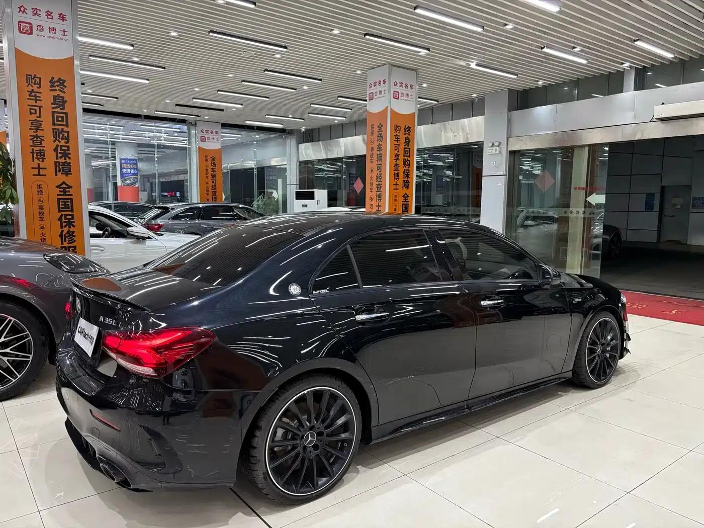 2022 Mercedes-Benz A-Class AMG A 35 L 4MATIC — миниатюра 4
