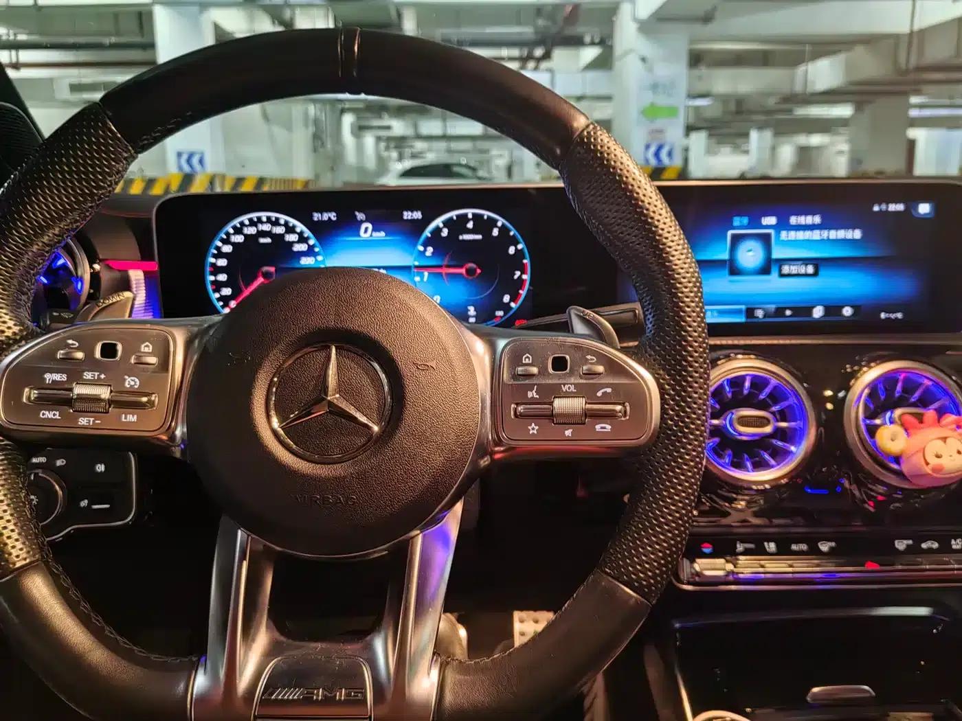 2019 Mercedes-Benz A-Class AMG A 35 L 4MATIC — миниатюра 12