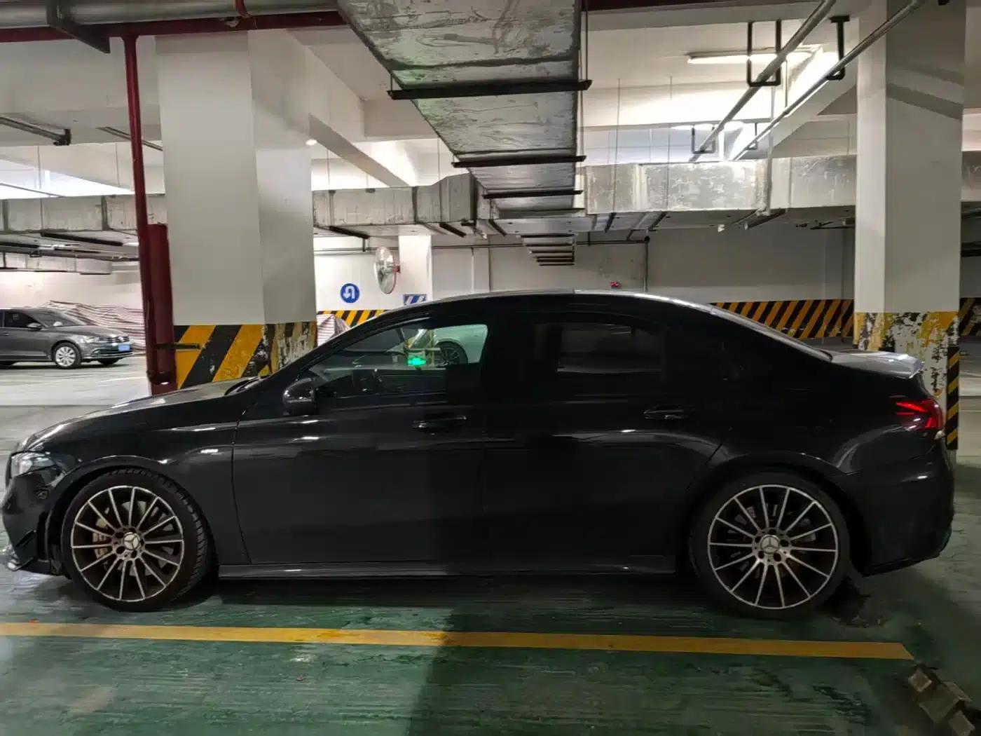2019 Mercedes-Benz A-Class AMG A 35 L 4MATIC — миниатюра 5
