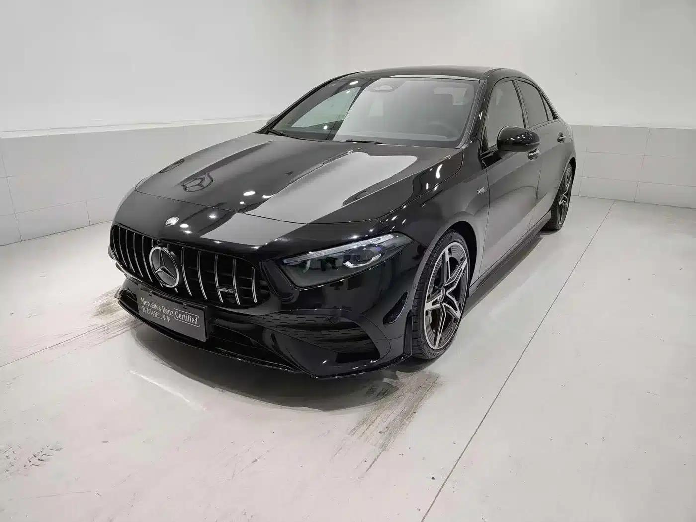 2025 Mercedes-Benz A-Class AMG A 35 L 4MATIC — миниатюра 1