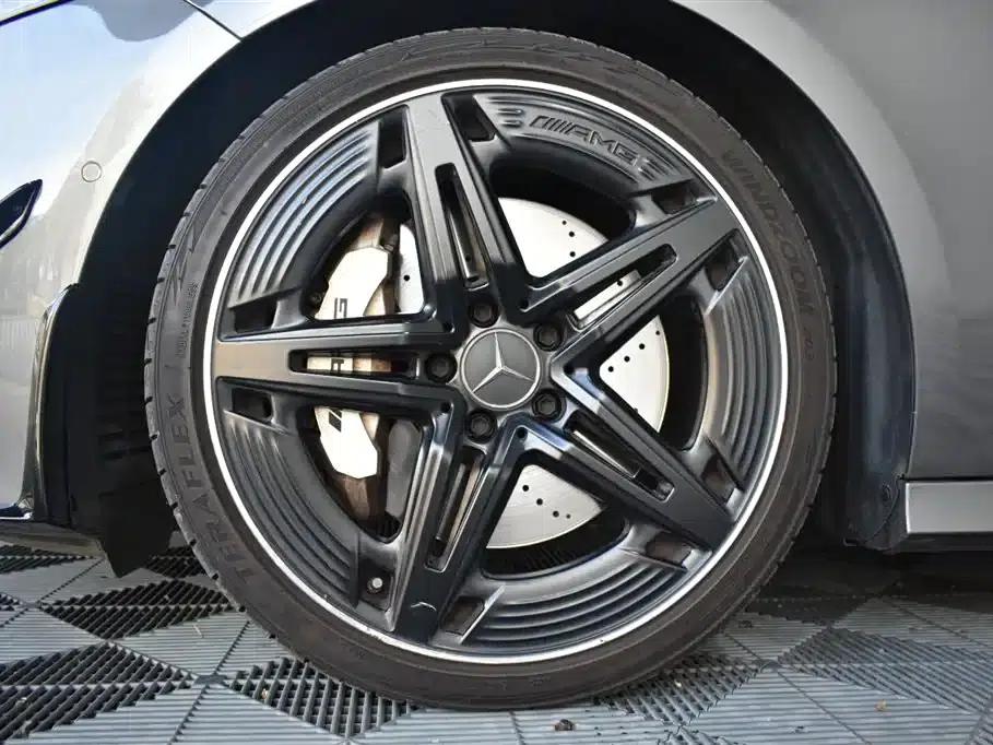 2024 Mercedes-Benz A-Class AMG A 35 L 4MATIC — миниатюра 12