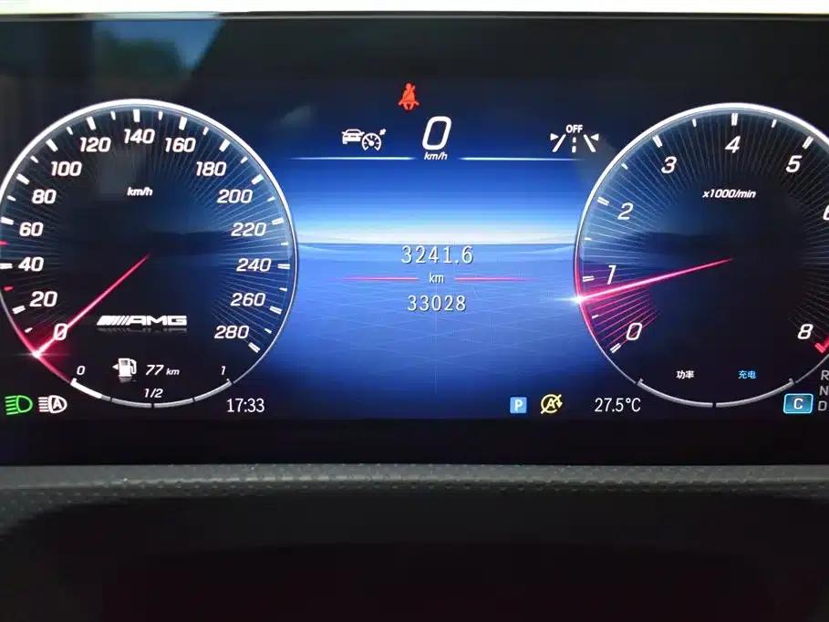 2024 Mercedes-Benz A-Class AMG A 35 L 4MATIC — миниатюра 4