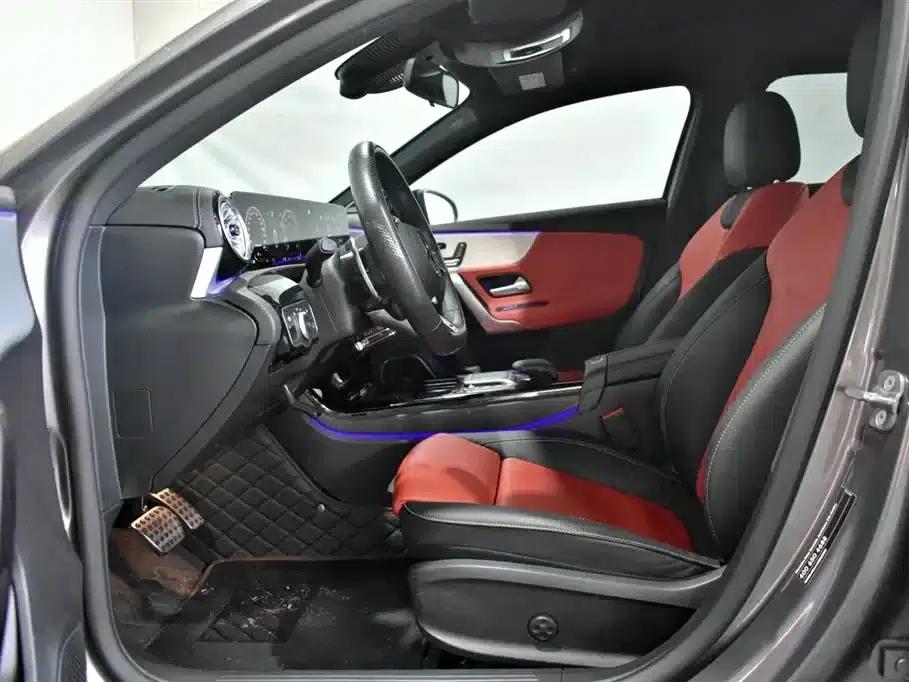 2024 Mercedes-Benz A-Class AMG A 35 L 4MATIC — миниатюра 9