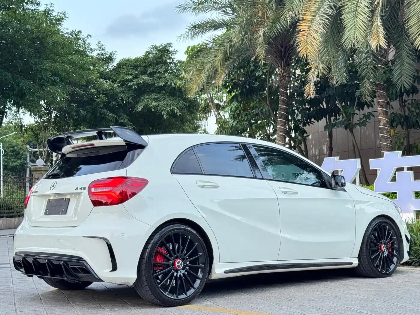 Imported 2016 Mercedes-Benz A-Class AMG A 45 4MATIC — миниатюра 6