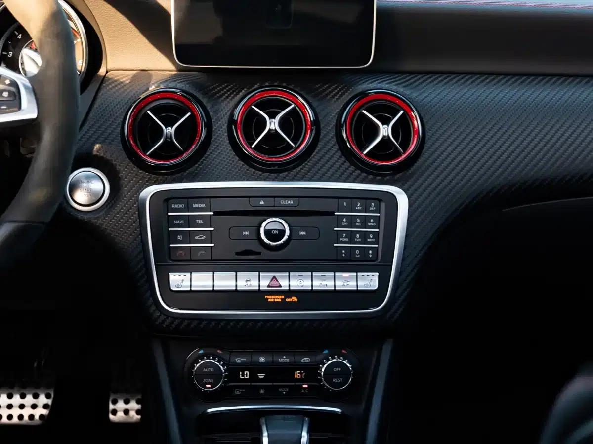 2016 Mercedes-Benz A-Class AMG (Imported) AMG A 45 4MATIC — миниатюра 5