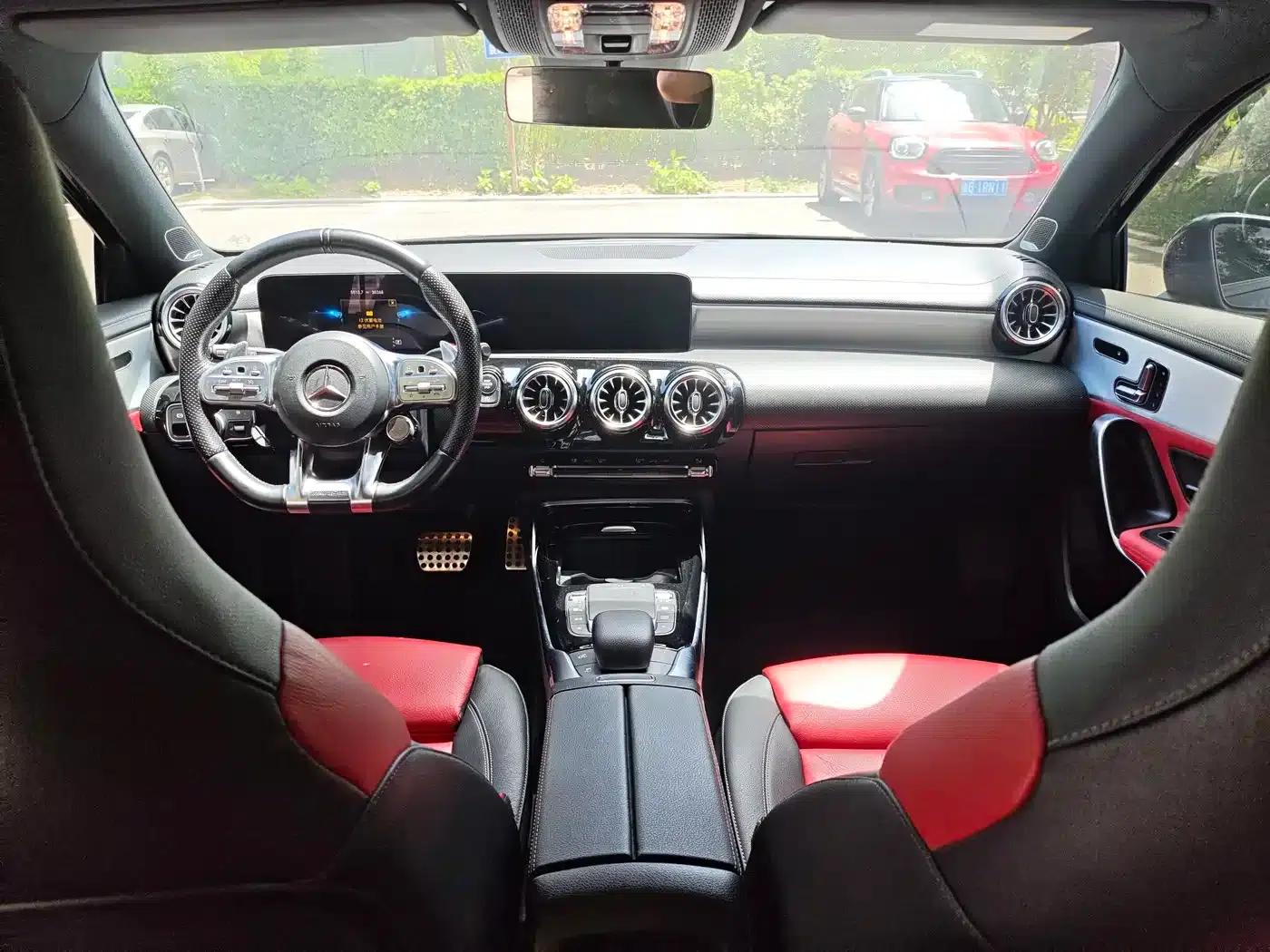 Imported 2023 Mercedes-Benz A-Class AMG A 35 4MATIC Sunrise Special Edition — миниатюра 4