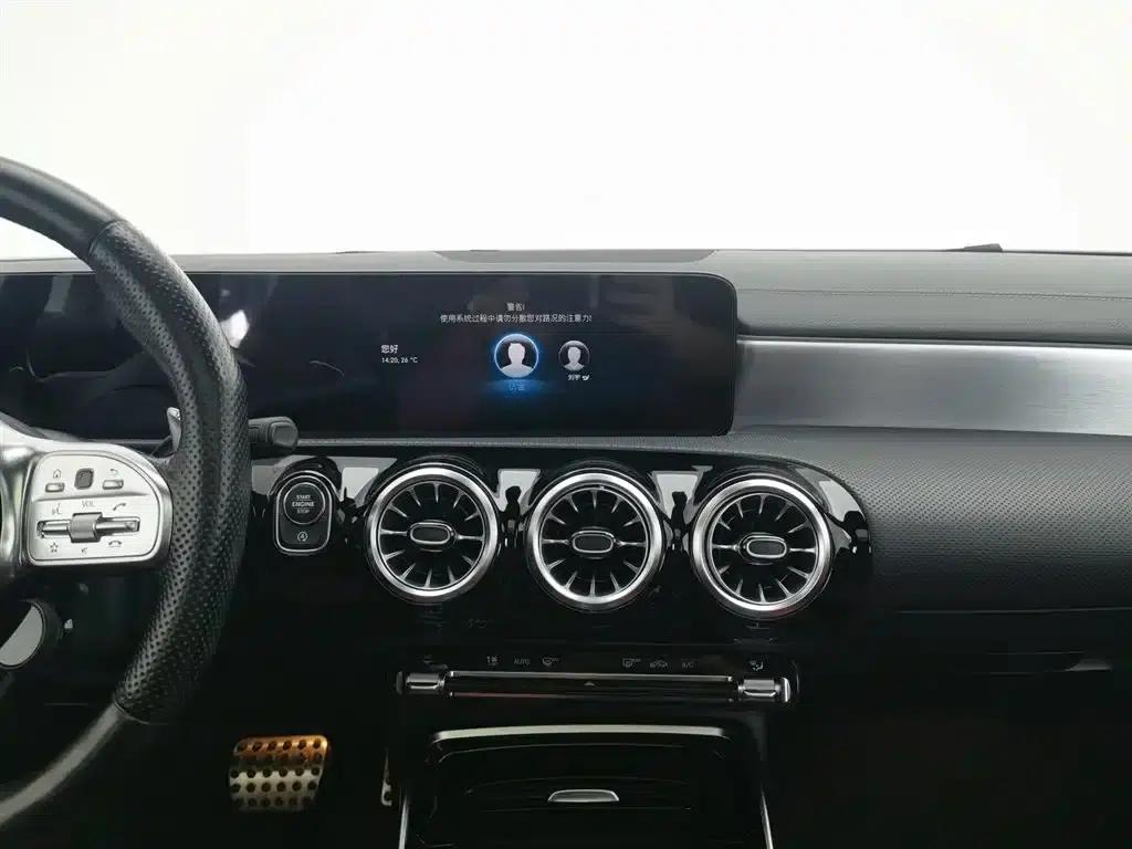 2020 Mercedes-Benz A-Class AMG (Imported) Facelift AMG A 35 4MATIC — миниатюра 12