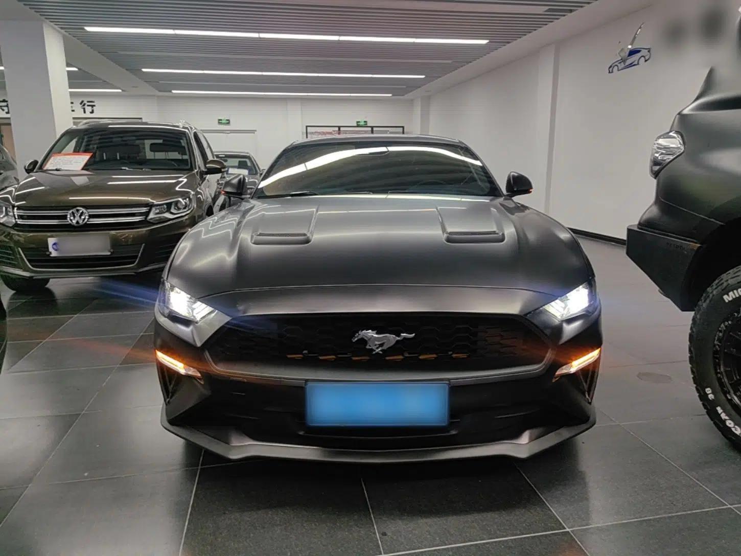 Ford Mustang 2019 2.3L EcoBoost — миниатюра 2
