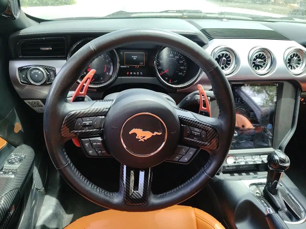Ford Mustang 2015 2.3T Automatic U.S.-Spec Version — миниатюра 11