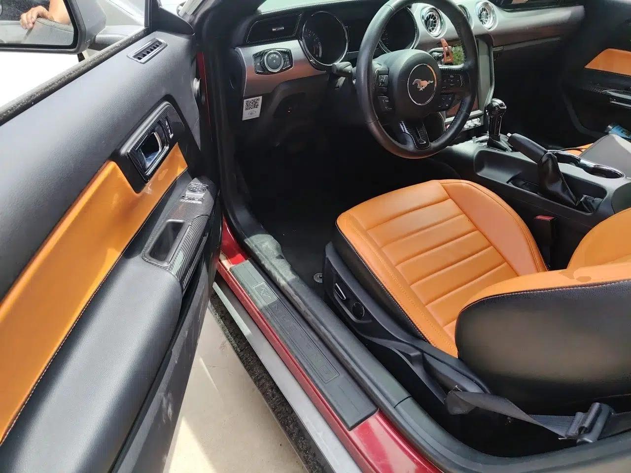 Ford Mustang 2015 2.3T Automatic U.S.-Spec Version — миниатюра 17