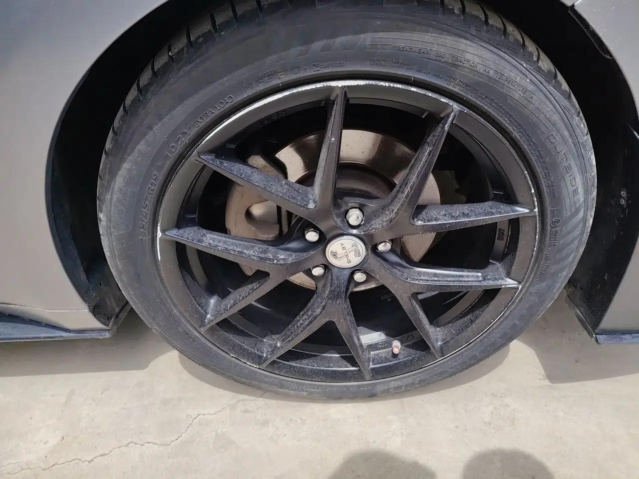 Ford Mustang 2015 2.3T Automatic U.S.-Spec Version — миниатюра 8