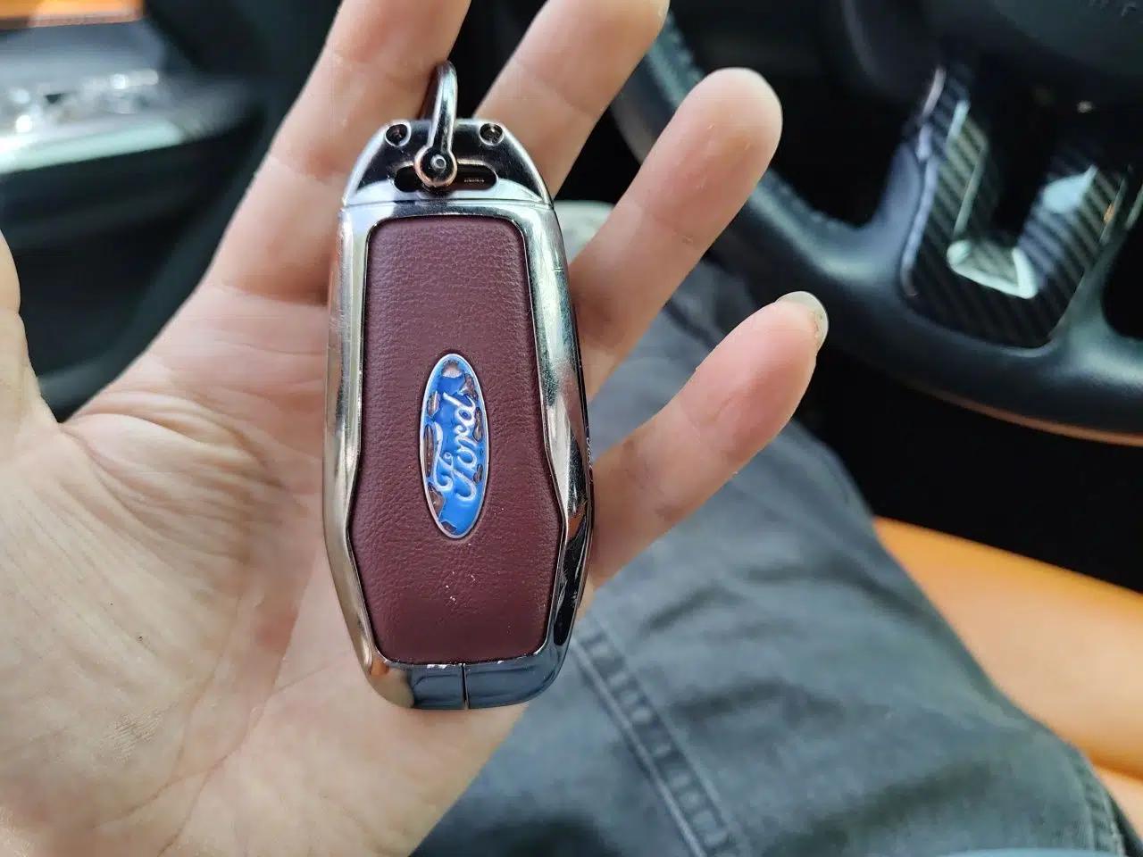 Ford Mustang 2015 2.3T Automatic U.S.-Spec Version — миниатюра 9