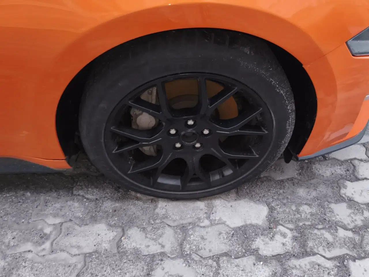 Ford Mustang 2019 2.3L EcoBoost — миниатюра 8
