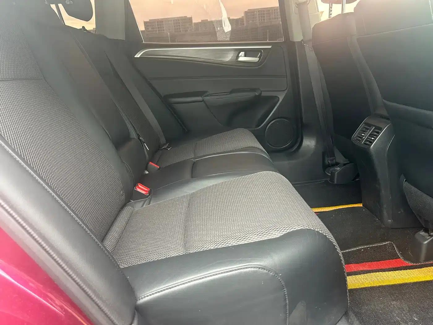 Jade 2017 1.8L Automatic Comfort Edition 5-seater — миниатюра 8